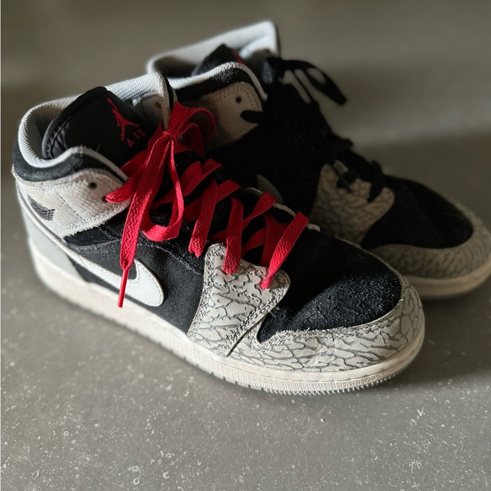 Jordan 1 high size 6.5